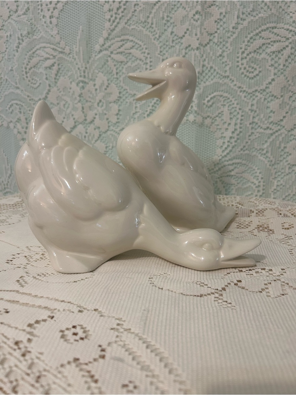 White Ceramic Duck Figurines - Elegant Home Art Pair